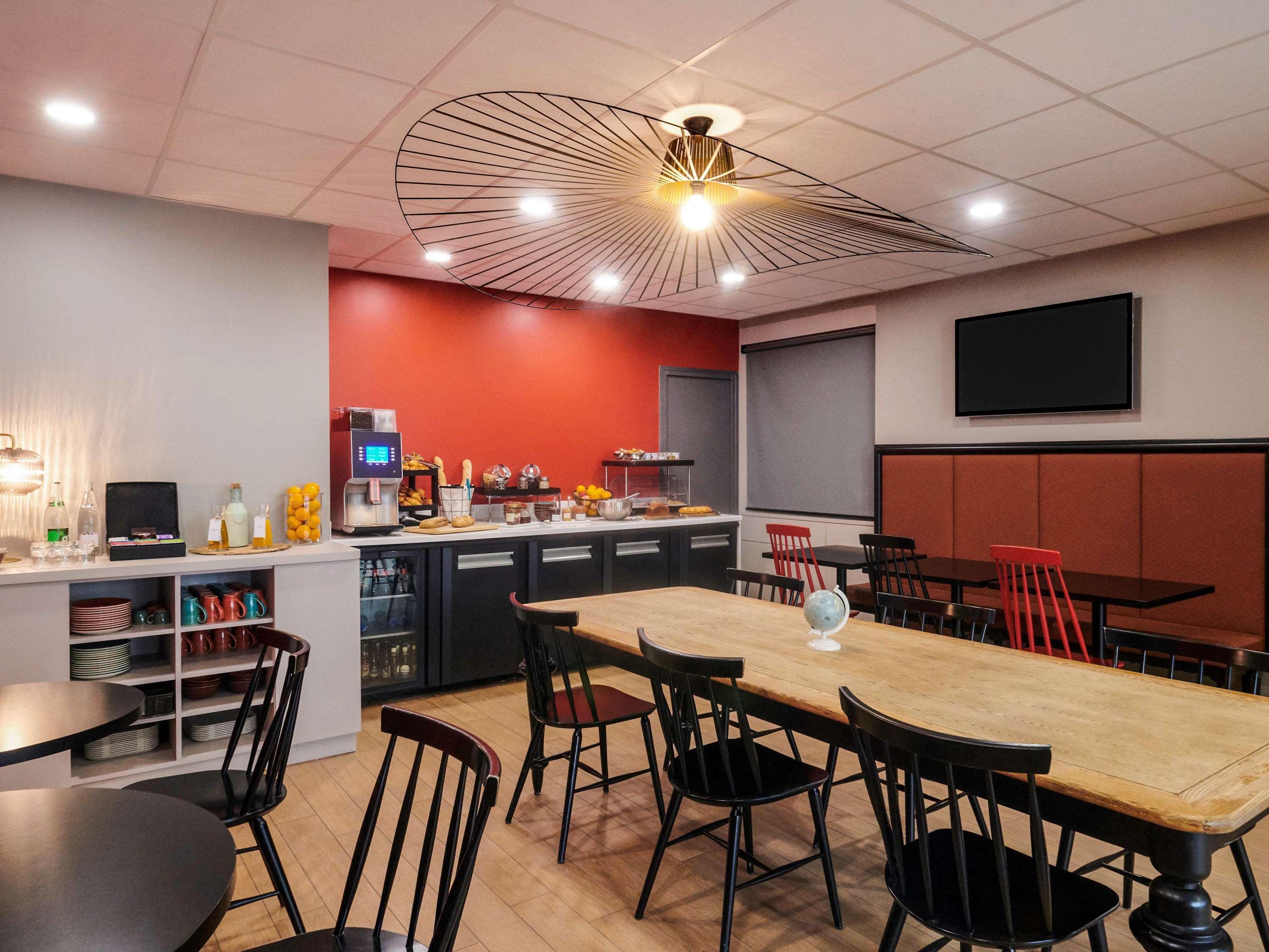 Ibis Styles Nantes Centre Place Graslin Εξωτερικό φωτογραφία